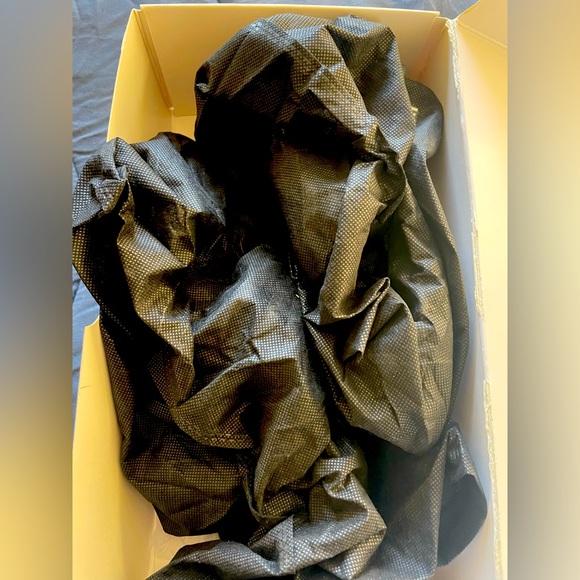 White House Black Market - Picture 6 of 7